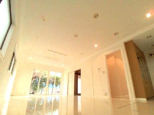 Living. Spacious LDK18 Pledge