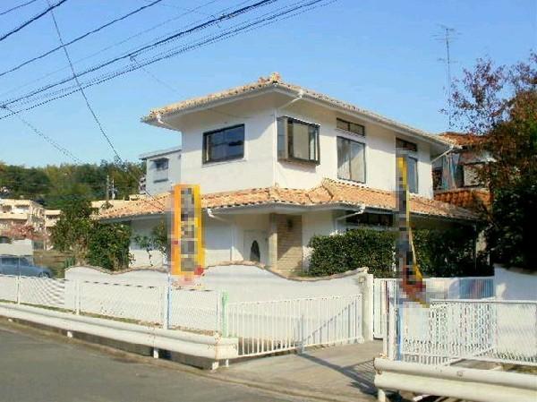 Local appearance photo. Spanish-style house Two car space