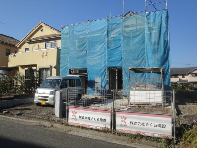 Local appearance photo. 1 Building