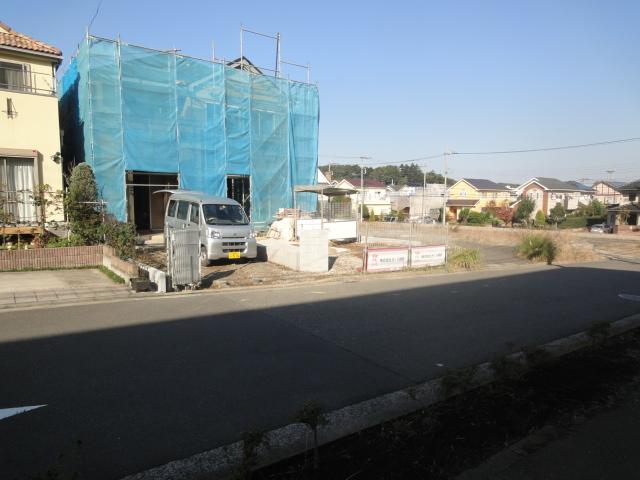 Local photos, including front road. 1 Building