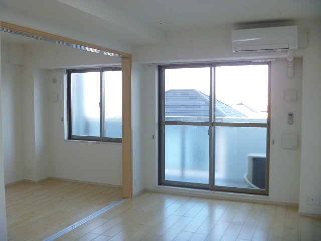 Living and room