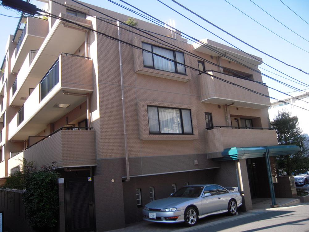 Local appearance photo. It is the appearance of the auto-lock tiled