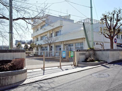 Primary school. 666m to Yokohama Municipal Onda Elementary School