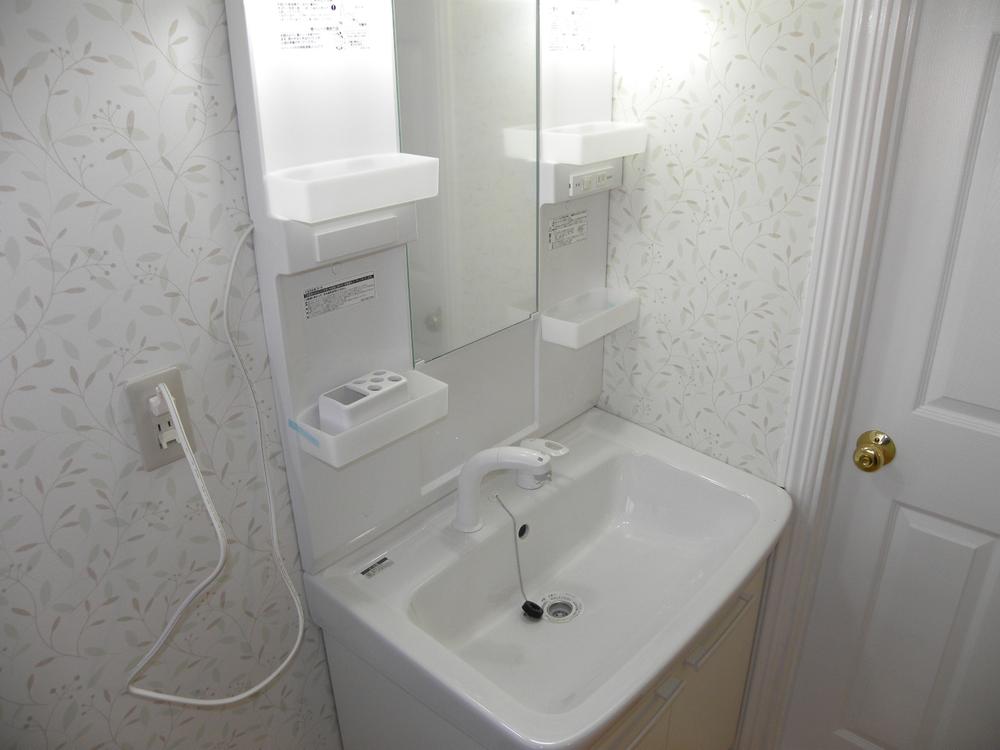 Wash basin, toilet. It will be vanity unit. 