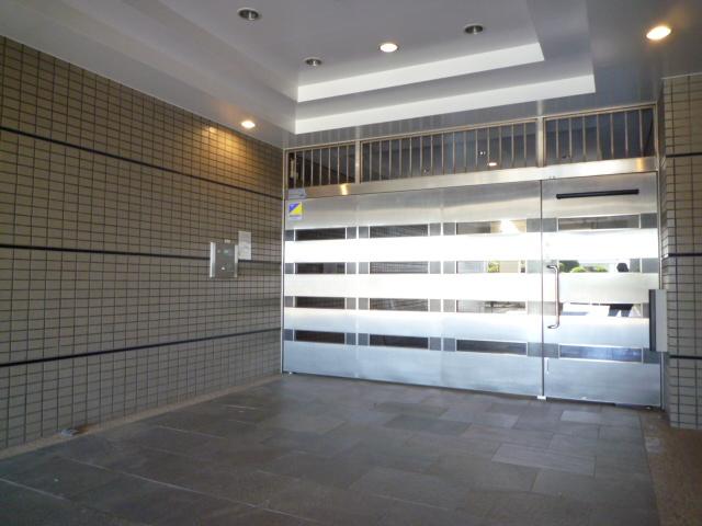 Entrance. It is the entrance with automatic locks that between the profound