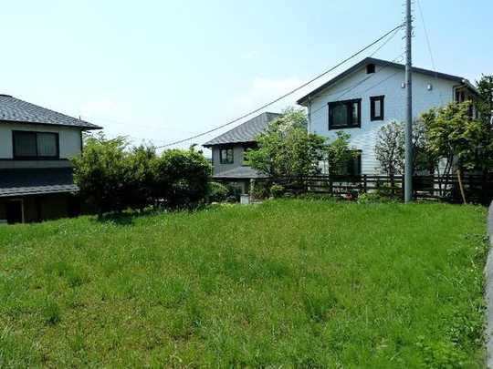 Local land photo. Local is. In about 86 square meters of land, Sunshine is a good land in the southwest Hinadan.