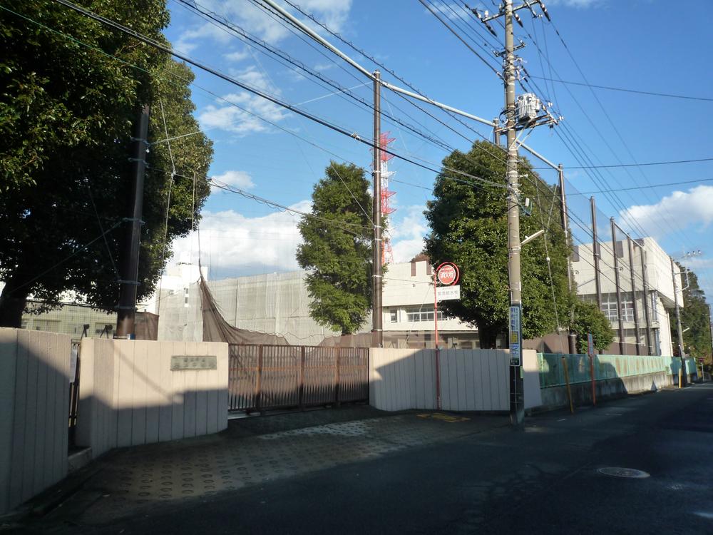 Junior high school. 1161m to Yokohama Municipal Tanimoto Junior High School