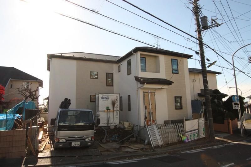 Local appearance photo. Flat 35 Available ・ Charm house insurance (10 years insurance)