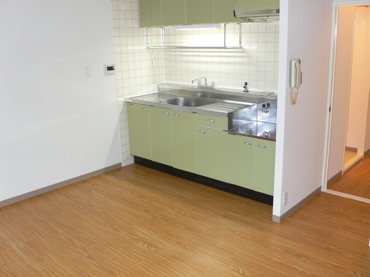 Kitchen. Photo is the same type ・ It is another dwelling unit. 