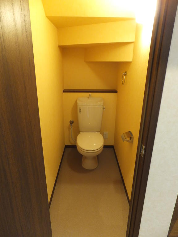 Toilet