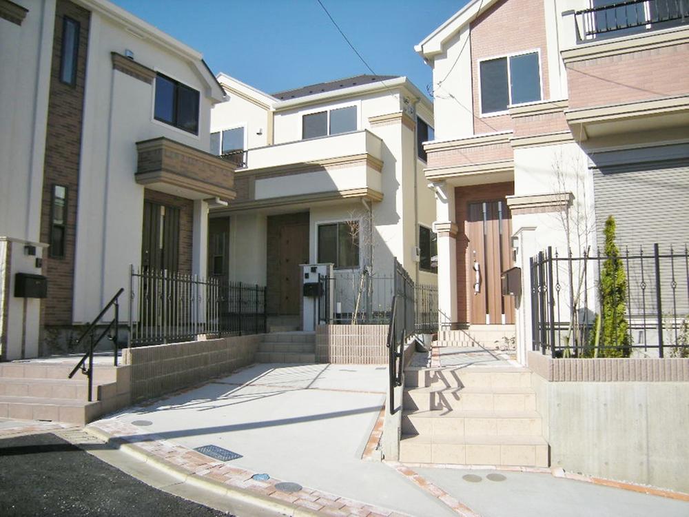 Local appearance photo. Building 3 back center