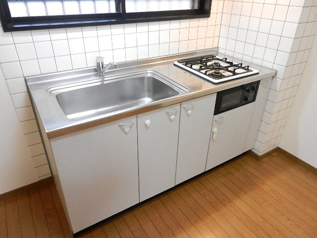 Kitchen. Two-burner gas stove with system Kitchen