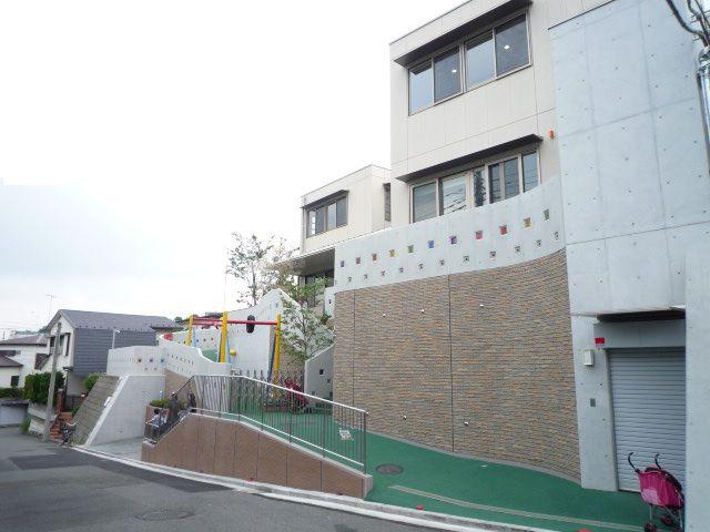 kindergarten ・ Nursery. 445m to Oba Yuri Haku kindergarten