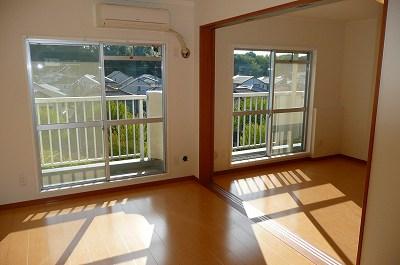 Living. Living-dining