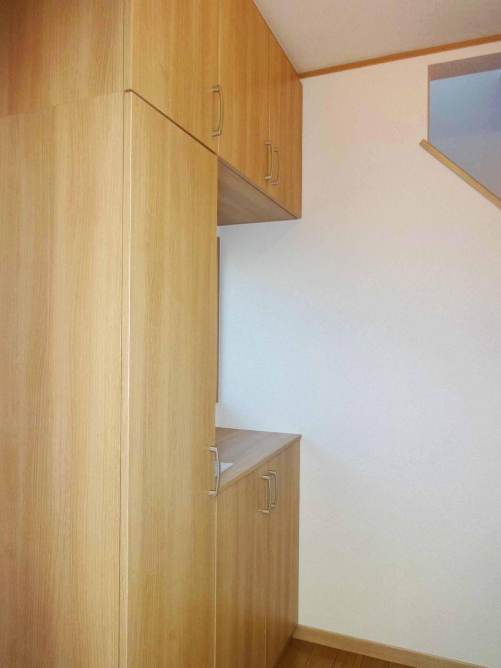 Entrance. Local (12 May 2013) Shooting