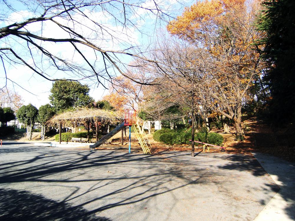 park. Umegaoka 50m to the second park
