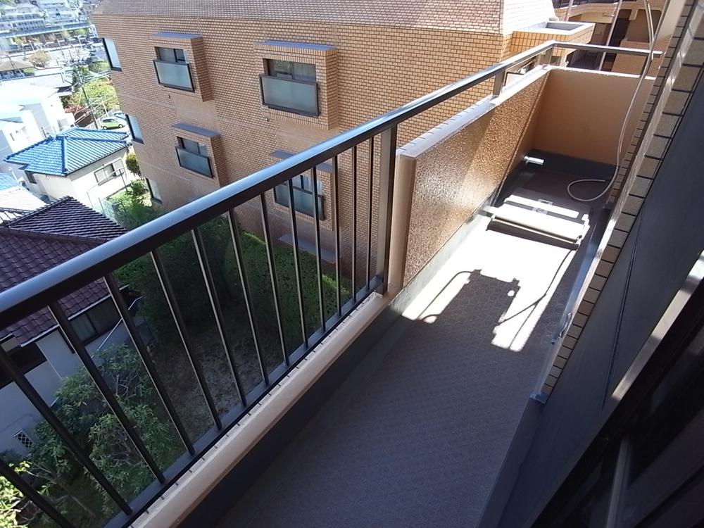 Balcony. Local (August 2013) Shooting