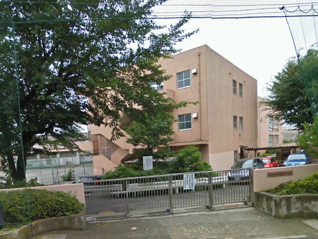 Junior high school. Etaminami up to elementary school (junior high school) 1300m