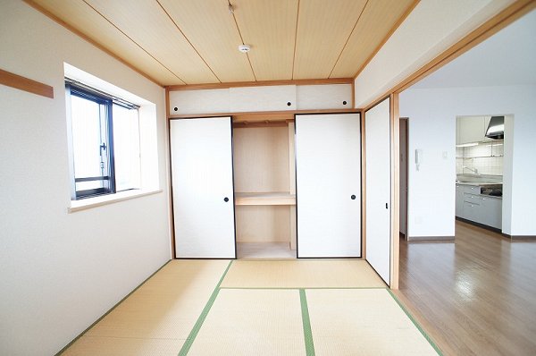 Other. Japanese style room