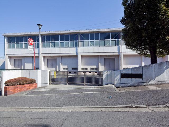 Primary school. Yokohama Municipal Azamino 600m until the second elementary school