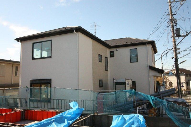 Local appearance photo. Good day per south slope