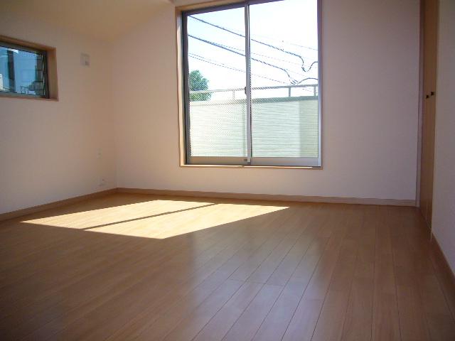 Non-living room. 3 Kaiyoshitsu