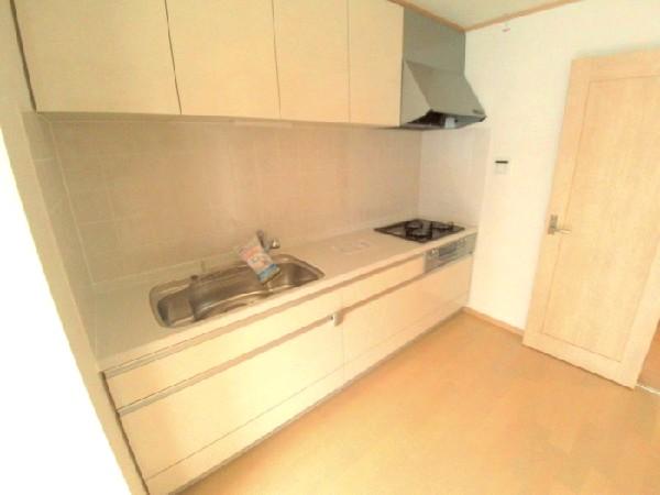 Kitchen. There hanging cupboard