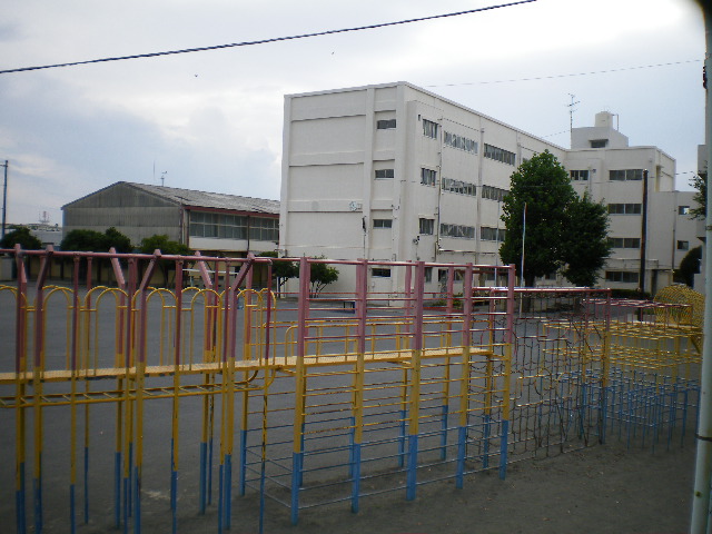 Primary school. Yokohama City Utsukushigaoka 1000m up to elementary school (elementary school)