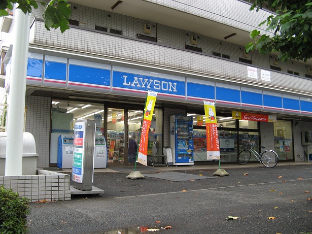 Convenience store. 495m until Lawson Kamoshida the town store (convenience store)