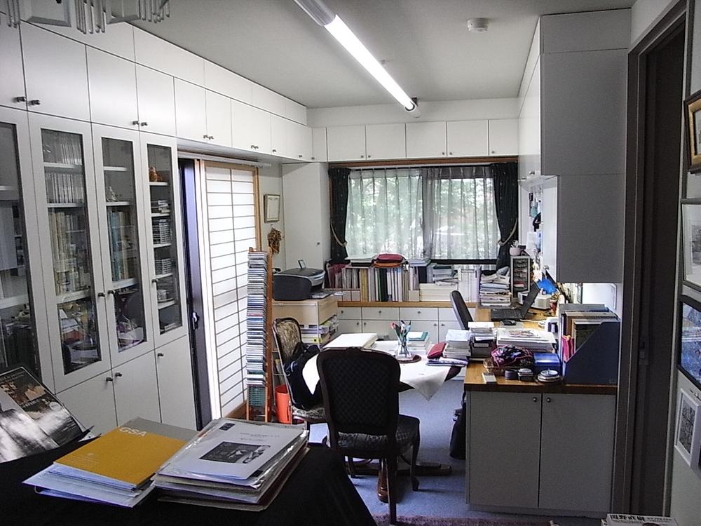 Non-living room. Western style room