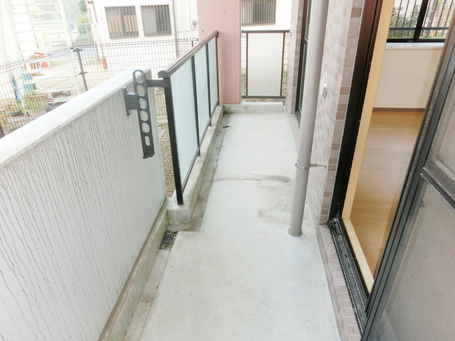 Balcony. Balcony of the laundry is dried easy to spread