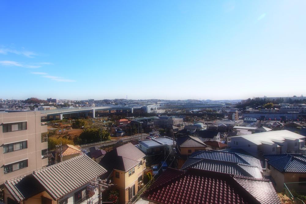 View photos from the dwelling unit. View from the site (December 2013) Shooting