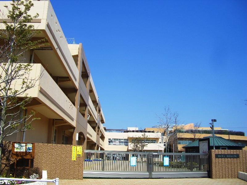 Primary school. Kurosuda 700m up to elementary school