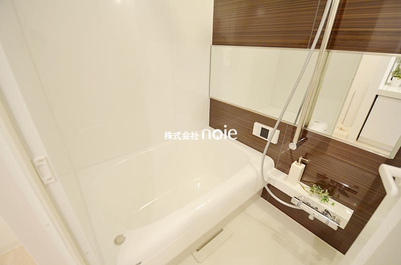 Bathroom. ~ In fact, please check ~  ◆ Please spend relaxed the end of the day with a spacious bathroom
