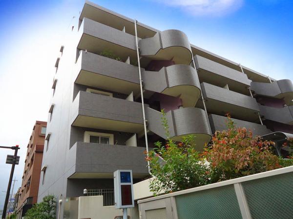 Local appearance photo