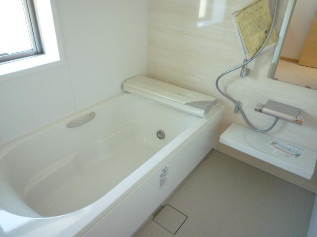 Bathroom. Loose is the bathroom of 1 pyeong type