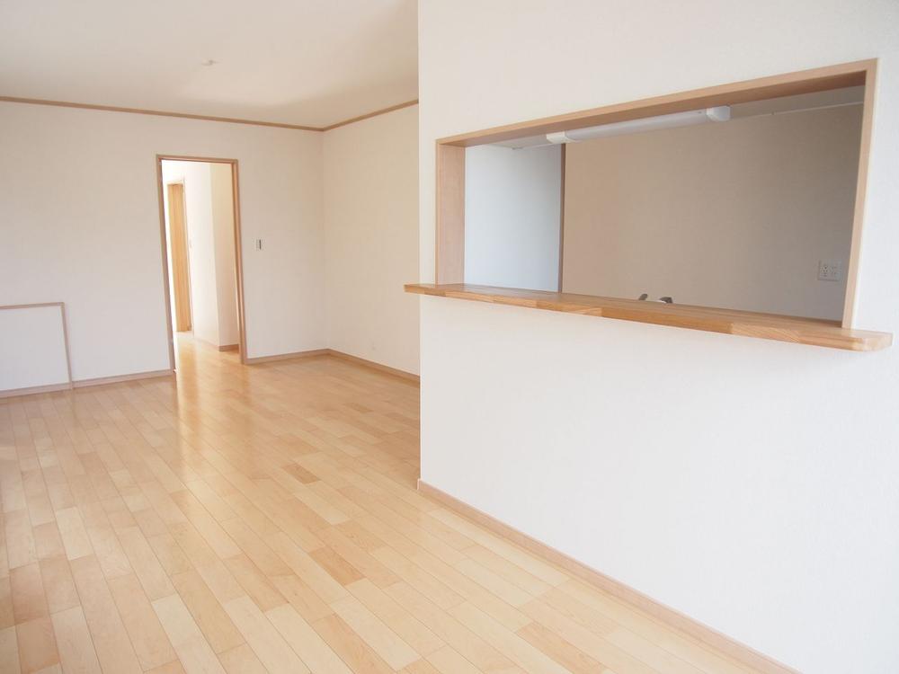 Same specifications photos (living). Same specifications