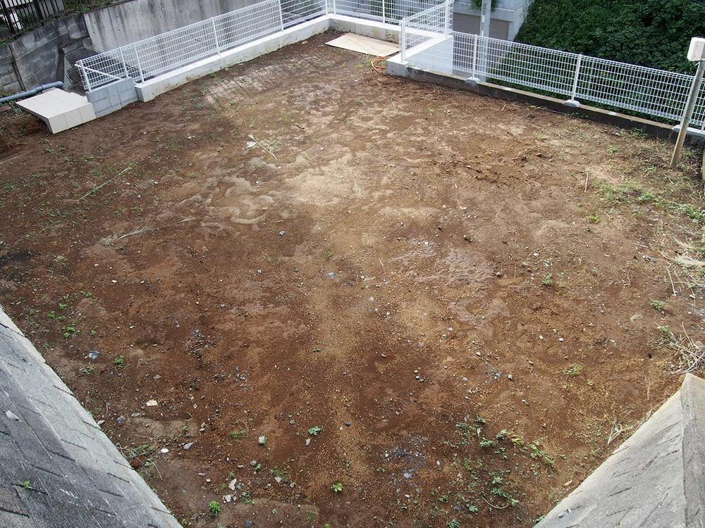 Local appearance photo. Local (10 May 2013) Shooting