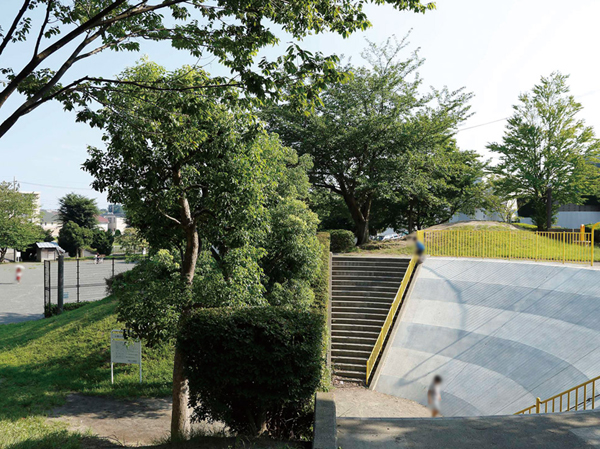 Surrounding environment. Oba fujizuka park (about 470m ・ 6-minute walk)