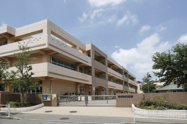 "Municipal Kurosuda Elementary School" (about 560m / 7-minute walk)