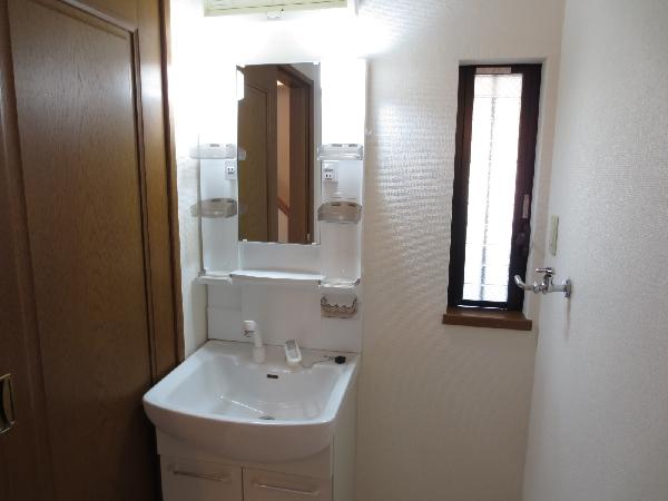Wash basin, toilet. It is vanity. 