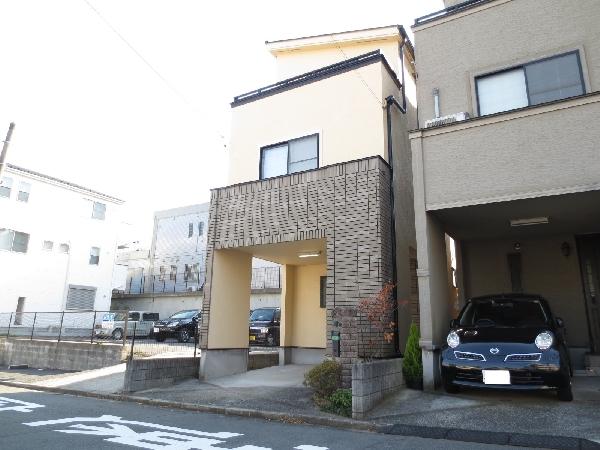 Local appearance photo. It was taken from the southeast side. 