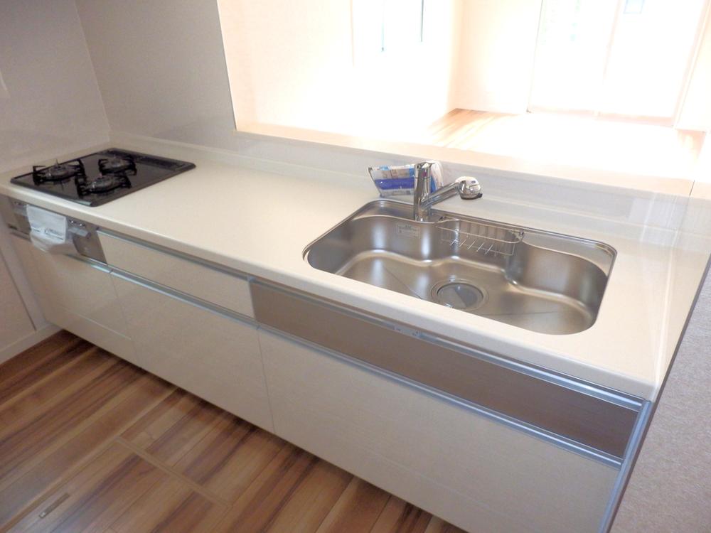 Same specifications photo (kitchen). First plus made the same specification kitchen