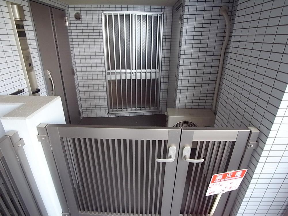 Other. Entrance porch