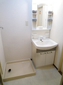 Washroom. It will be photos of the rooms on the same floor plan different. 