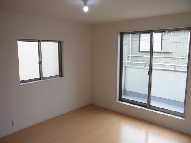 Non-living room. 2 Kaiyoshitsu Room with a balcony
