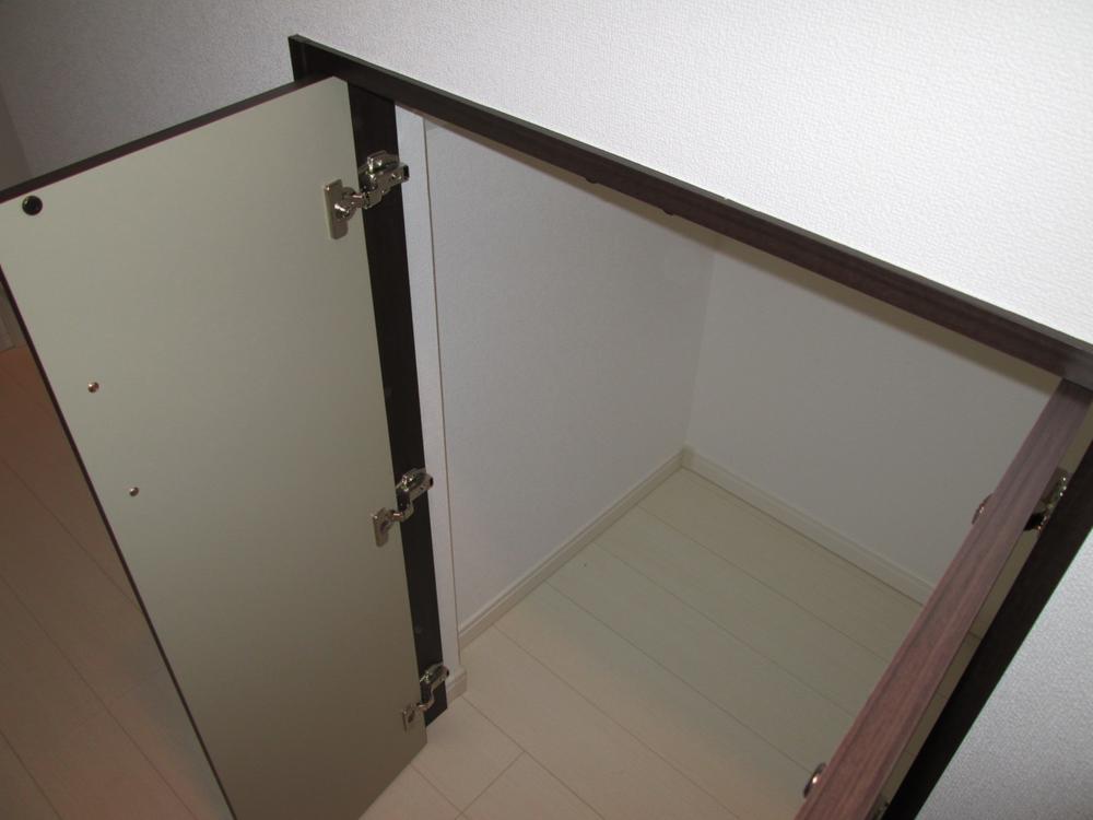 Receipt. Local (12 May 2013) Shooting