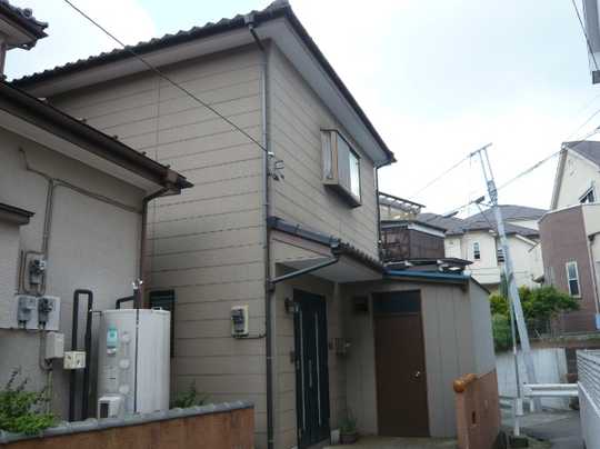 Local appearance photo. Appearance from the east side