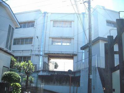 Primary school. 816m to Yokohama Municipal Kamishirane Elementary School