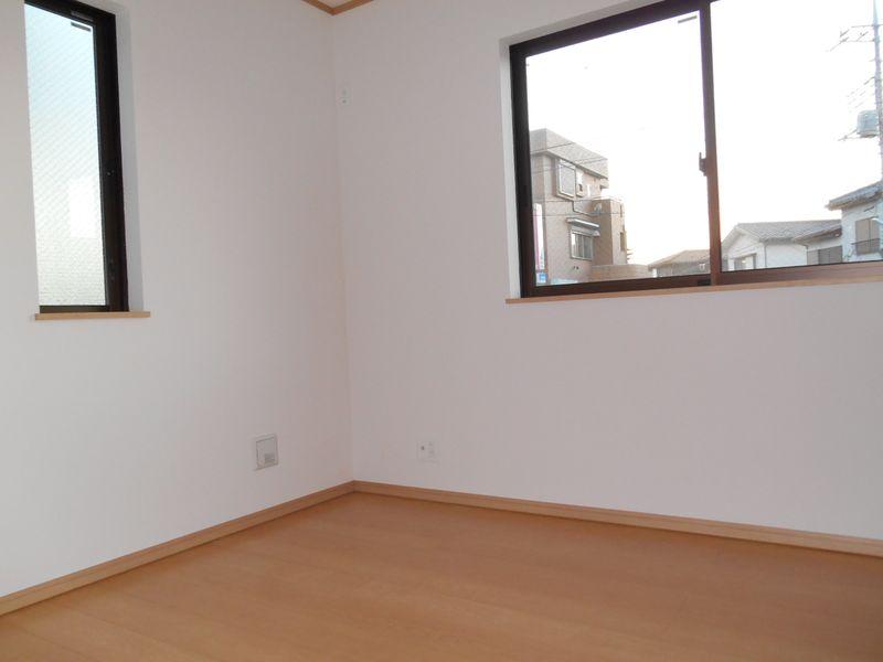 Non-living room. 1 Kaiyoshitsu 4.5 Pledge